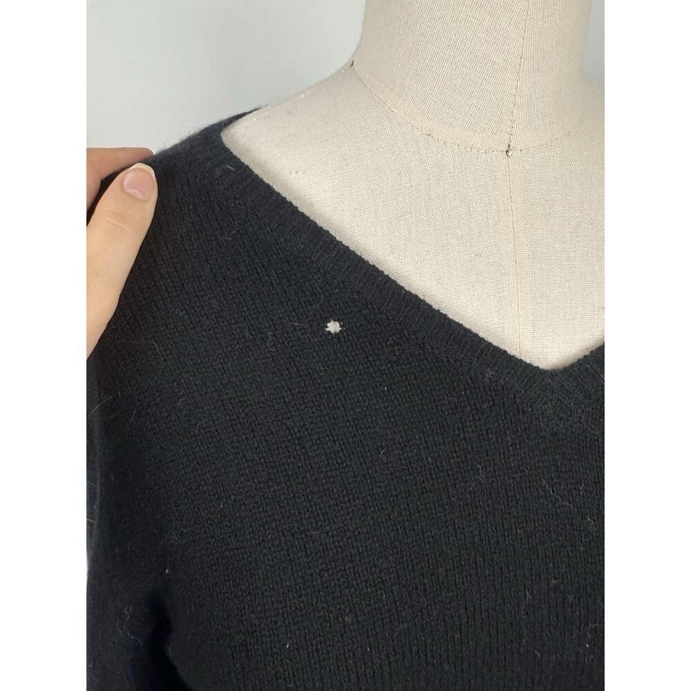 Gap Large Wool Sweater Black Basic Staple Normcore Cozy Lounge Layer Classic - Picture 5 of 9